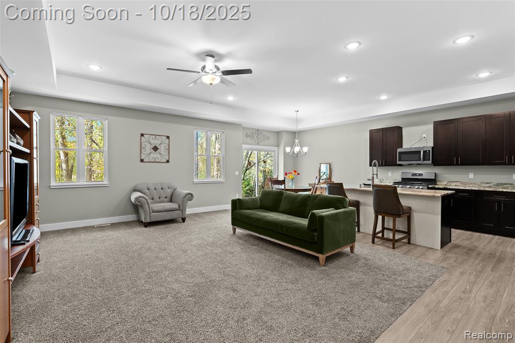 3129 Harbor Pointe Circle, Fenton, MI 48430 — Photo 4