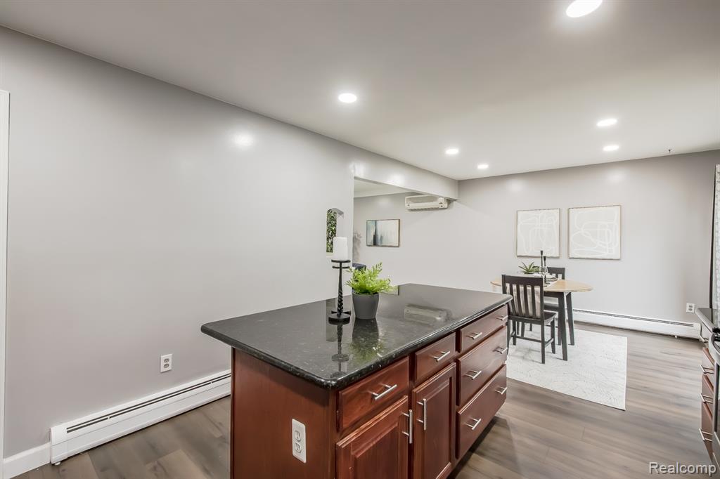 4290 FROSTWOOD, Troy, MI 48098 — Photo 22
