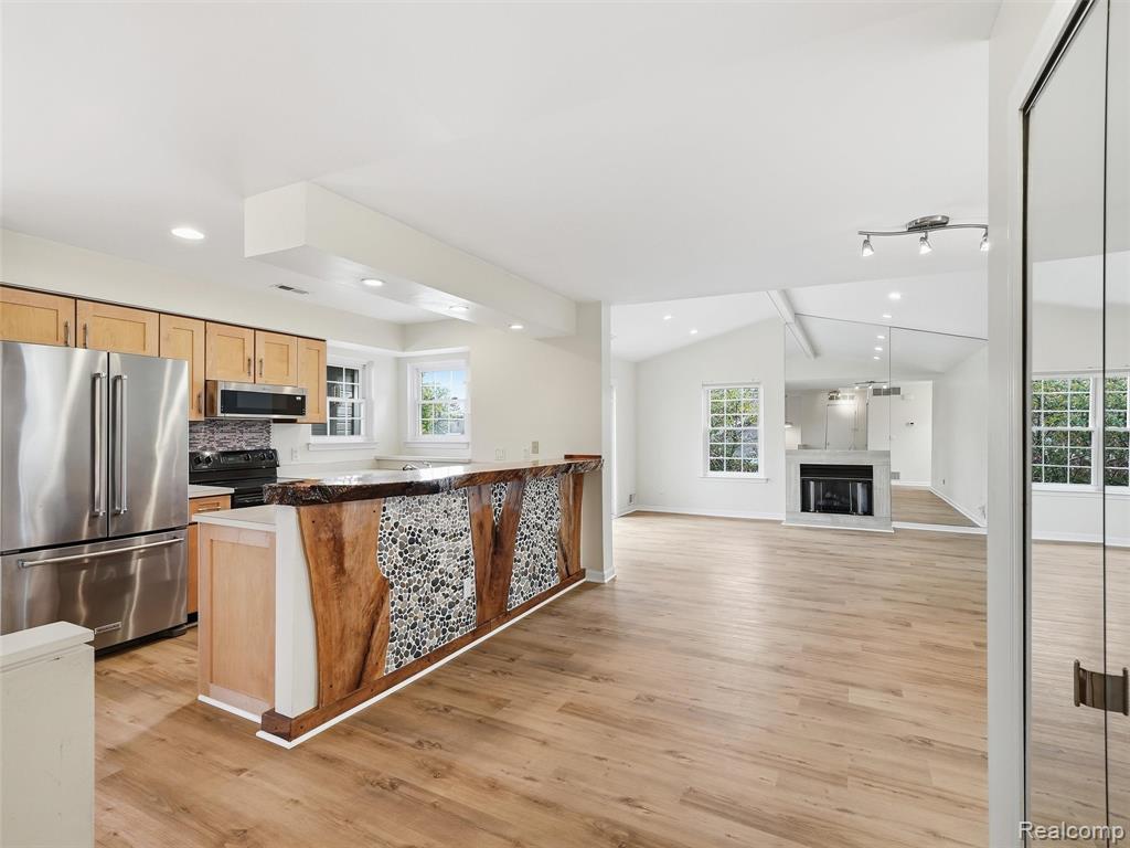 6605 Firestone Court, West Bloomfield, MI