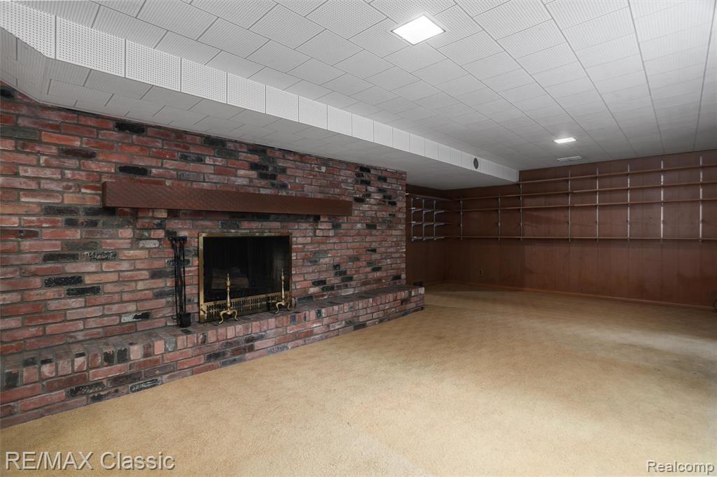 830 JONATHAN Lane, Bloomfield Hills, MI 48302 — Photo 33