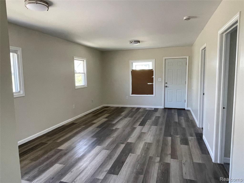 97 N ROSELAWN Street, Pontiac, MI 48342 — Photo 12