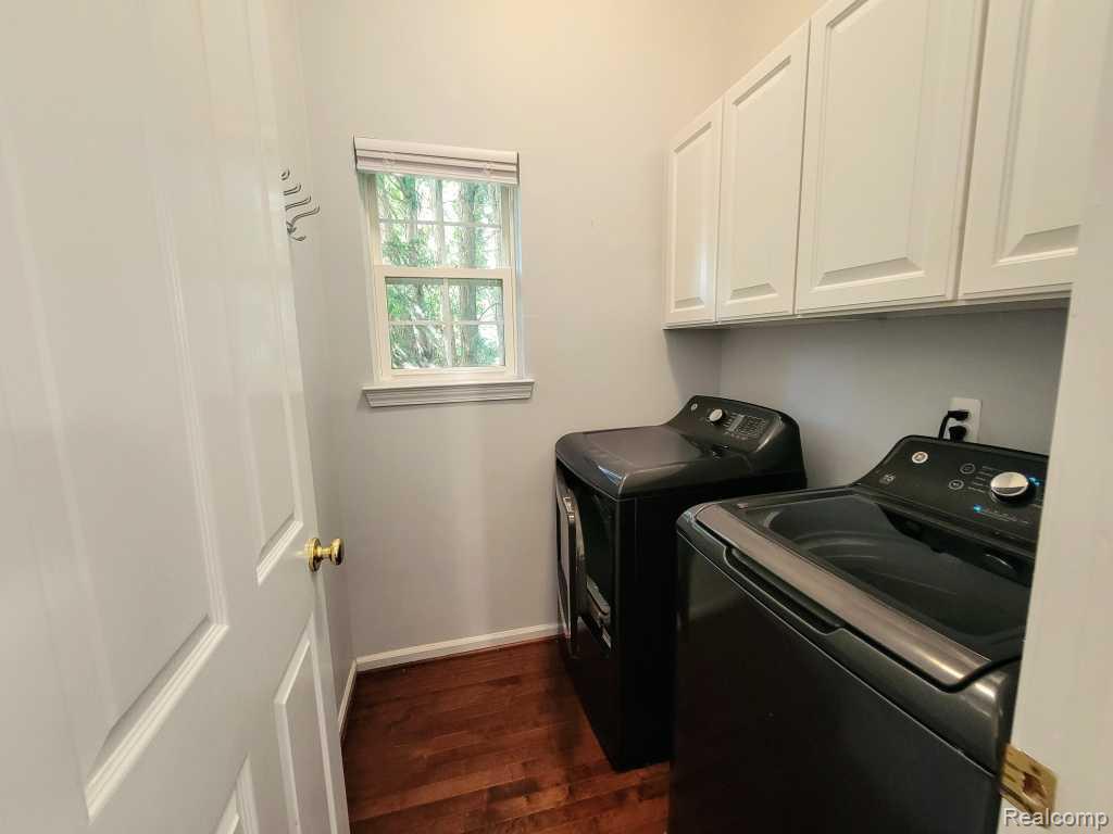 124 Champlain Boulevard, Howell, MI 48843 — Photo 20