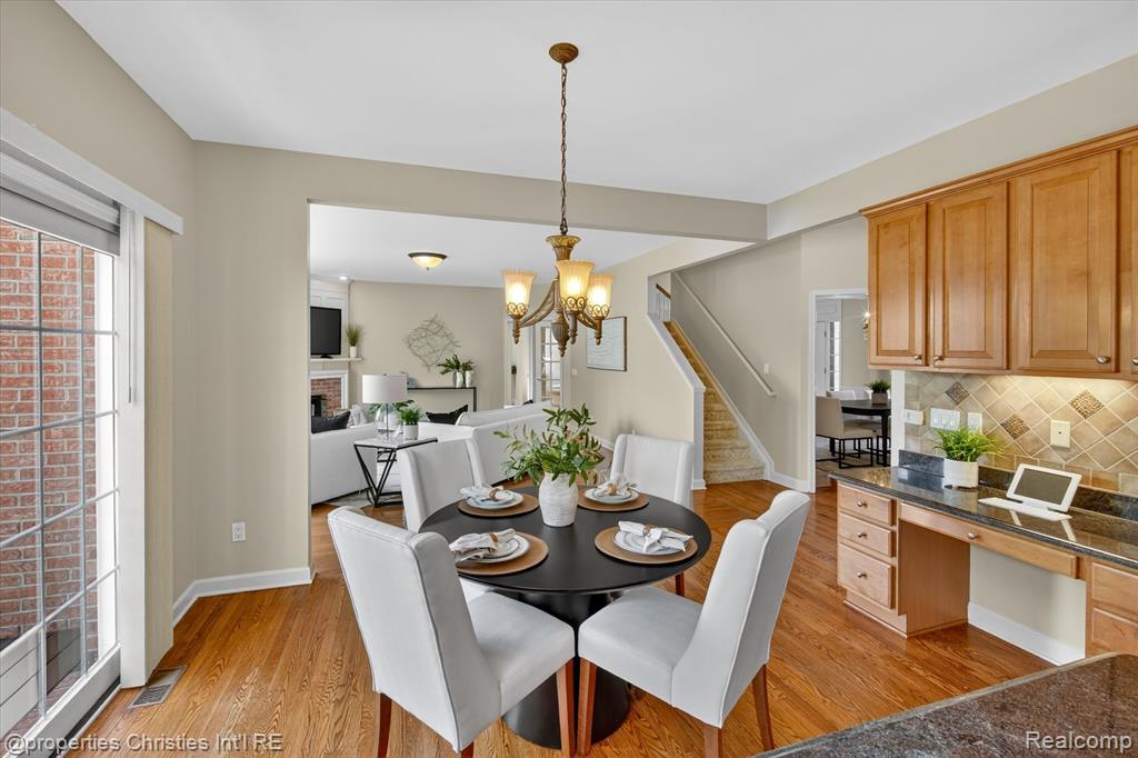 45094 Oak Forest Drive, Northville, MI 48168 — Photo 25
