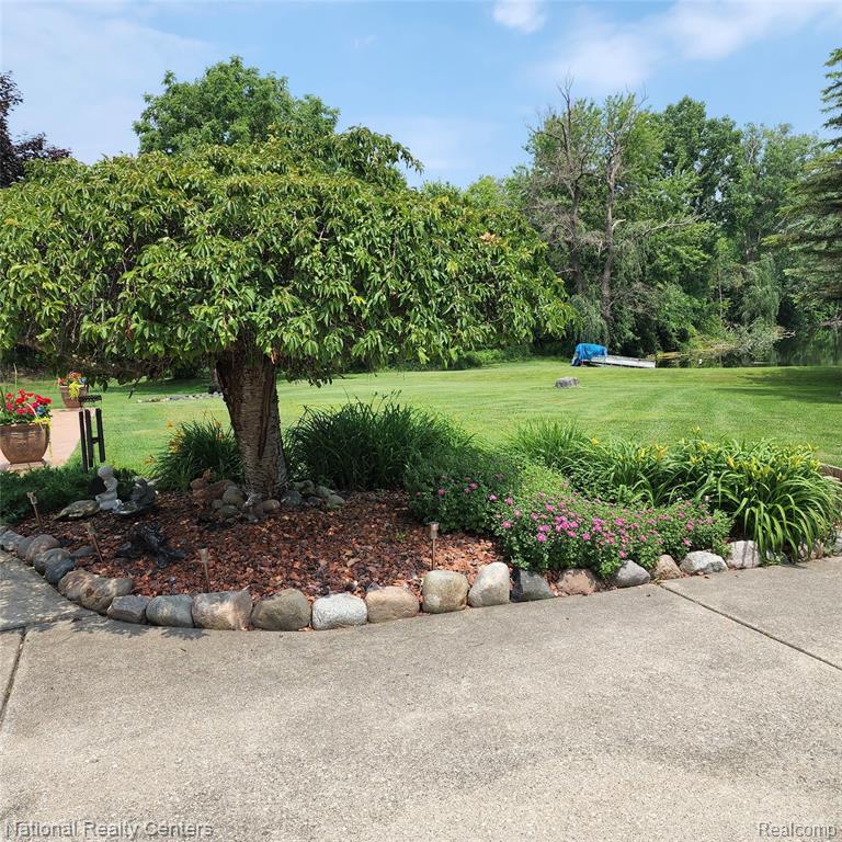 4297 Mario Court, Plymouth, MI 48170 — Photo 42