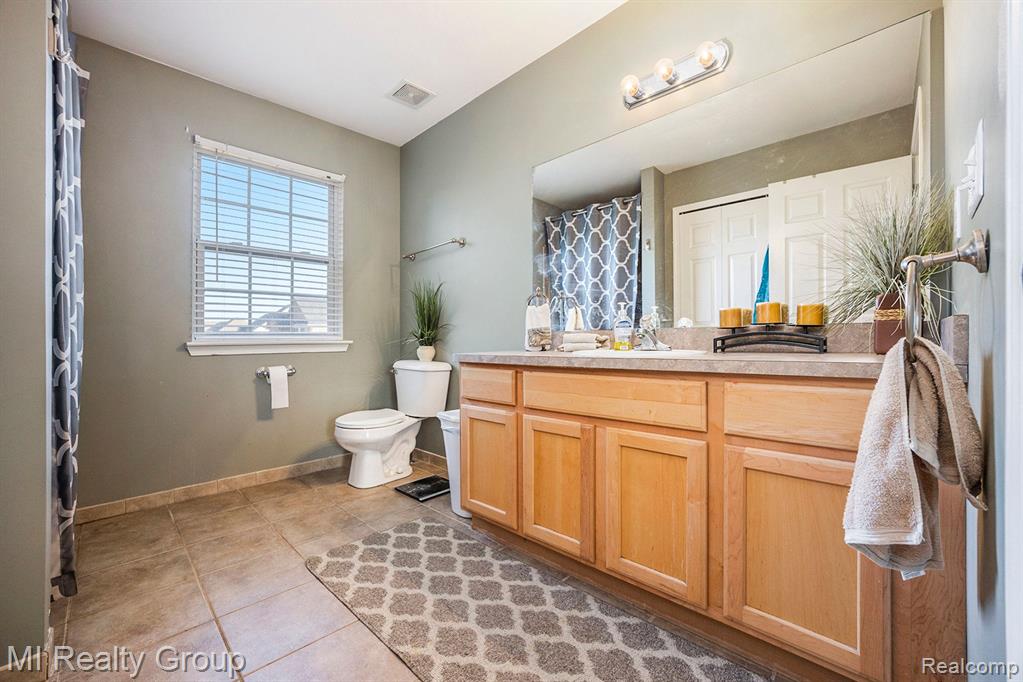 53147 Ashley Drive, New Baltimore, MI 48047 — Photo 25