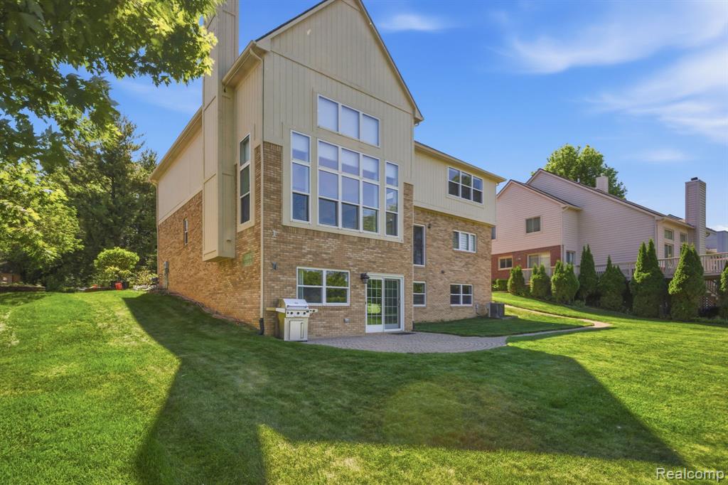 16565 Sherwood Lane, Northville, MI 48168 — Photo 65