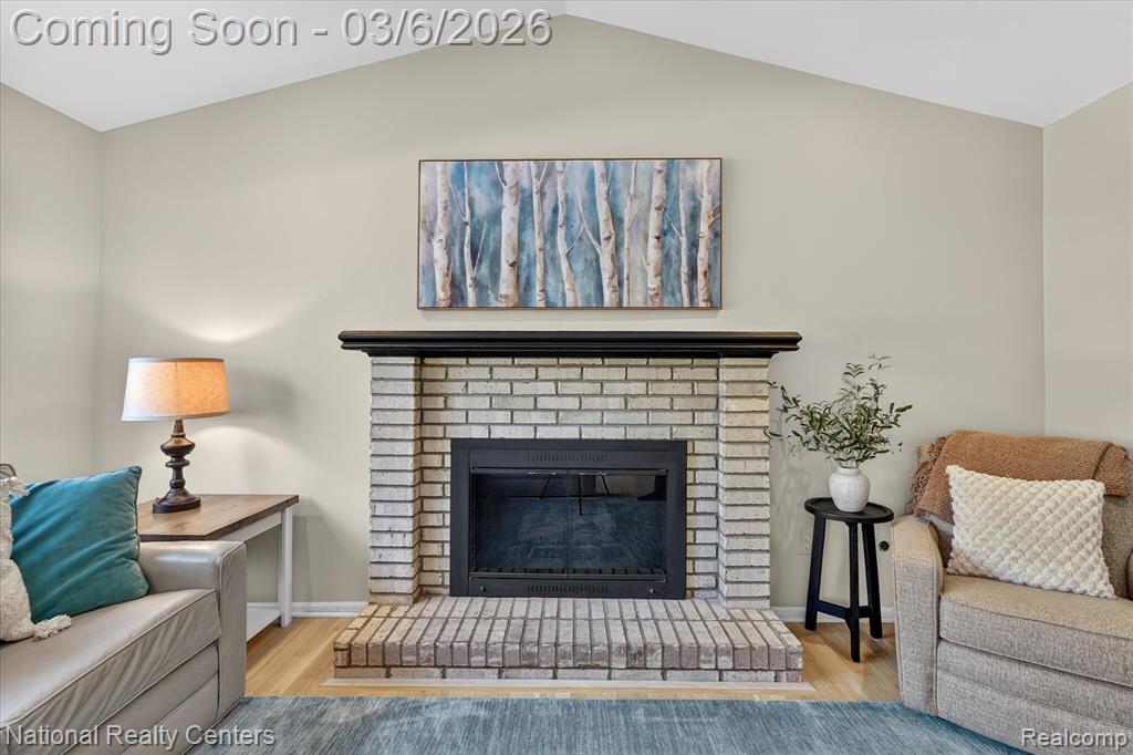 906 Meadowbrook Way, Milford, MI 48381 — Photo 15