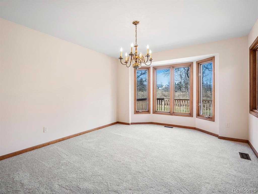 4738 MULBERRY WOODS Circle, Ann Arbor, MI 48105 — Photo 8