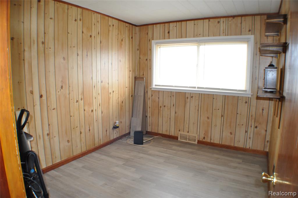 7322 E Frumin Court, Westland, MI — Photo 18