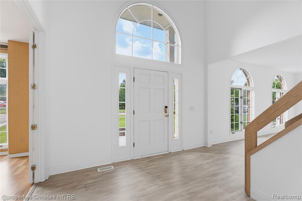 4802 Panorama Circle, West Bloomfield, MI 48323 — Photo 4