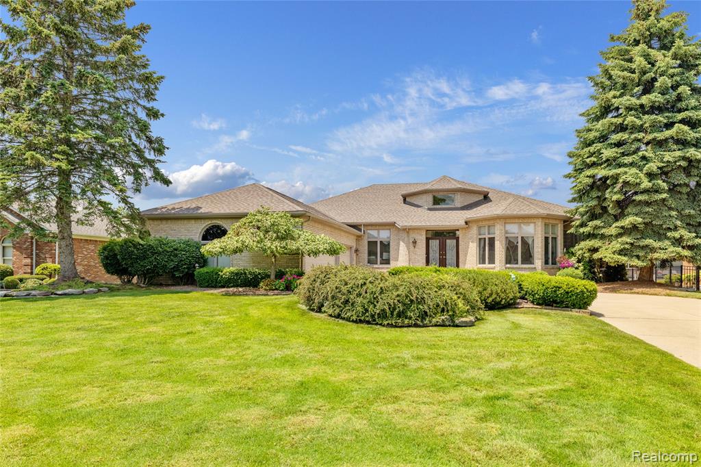 49539 Nautical Drive, Chesterfield, MI 48047 — Photo 88