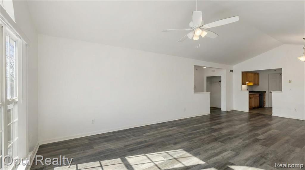 28263 Oakmonte Circle, New Hudson, MI 48165 — Photo 3