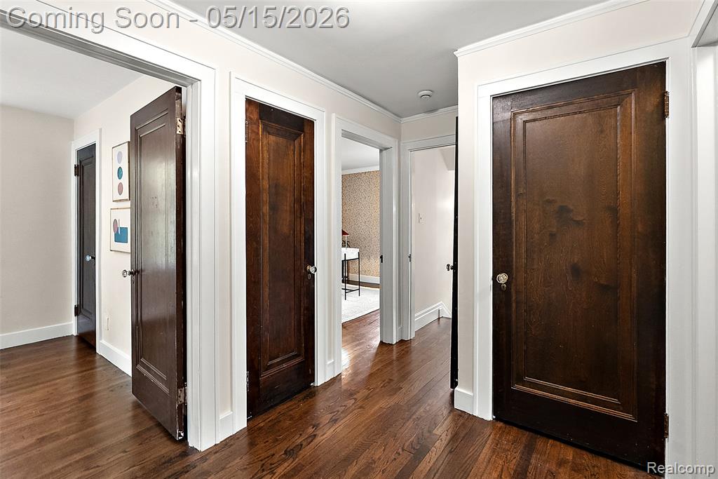 26329 York Road, Huntington Woods, MI — Photo 29