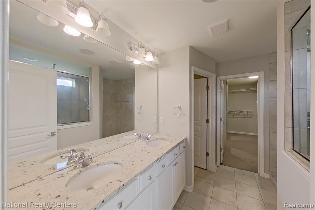 58180 Jonagold Lane, New Hudson, MI 48165 — Photo 37