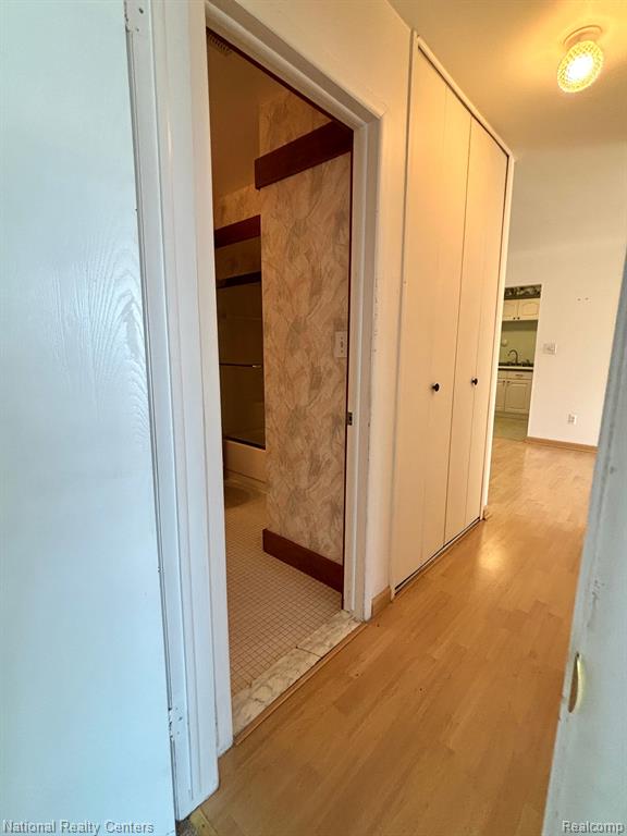 4961 E 10 MILE Road, 8, Warren, MI 48091 — Photo 14