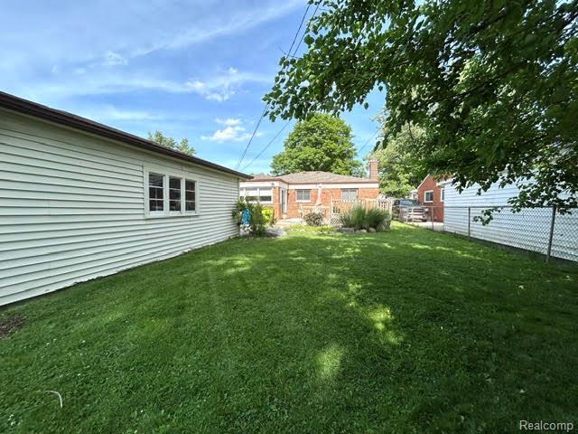 29701 Sherry Avenue, Madison Heights, MI 48071 — Photo 8