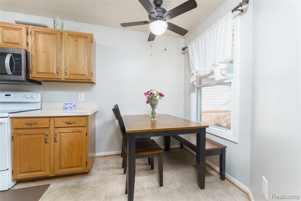 1321 Steeplechase Court, Howell, MI 48843 — Photo 9