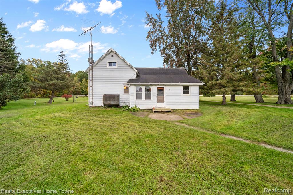 12972 NORMAN Road, Brockway, MI 48097 — Photo 16