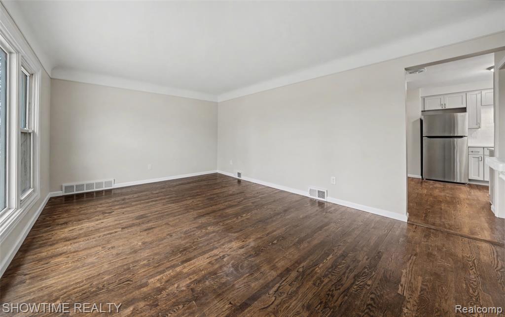 22620 Raven Avenue, Eastpointe, MI 48021 — Photo 5