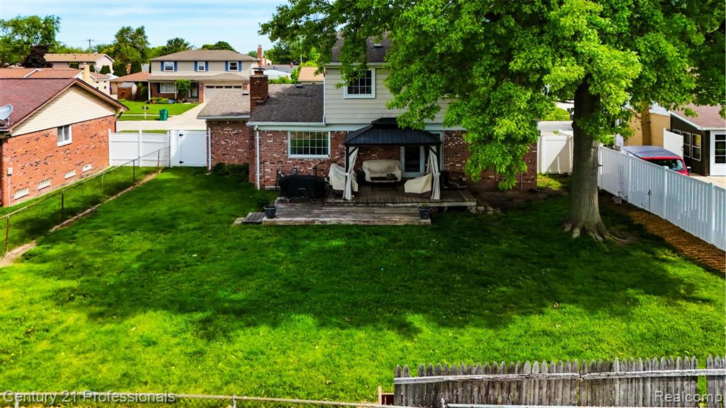 20463 Law Avenue, Brownstown, MI 48183 — Photo 68