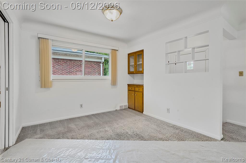 7602 Highview Street, Dearborn Heights, MI 48127 — Photo 6