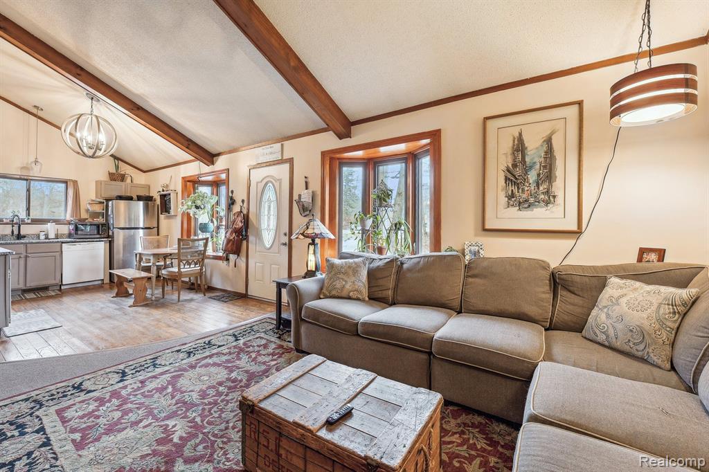 6491 WOODLAND Road, Whitmore Lake, MI 48189 — Photo 9