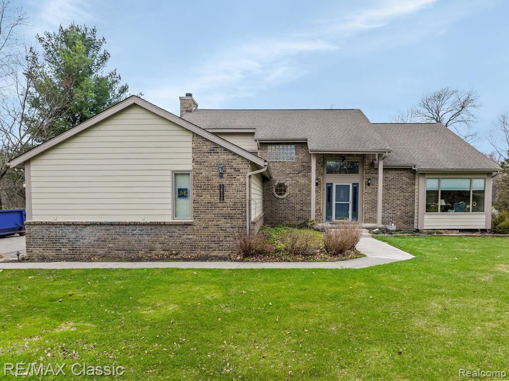 5850 MEADOWS Drive, Clarkston, MI 48348 — Photo 26