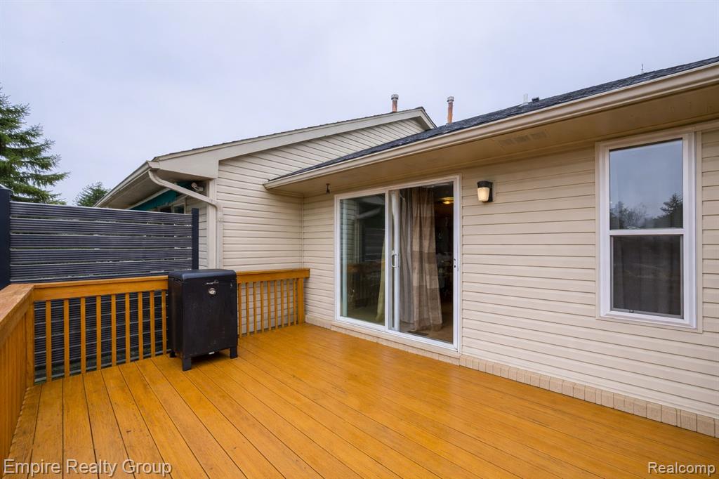 12330 Hickory E, Utica, MI 48315 — Photo 22