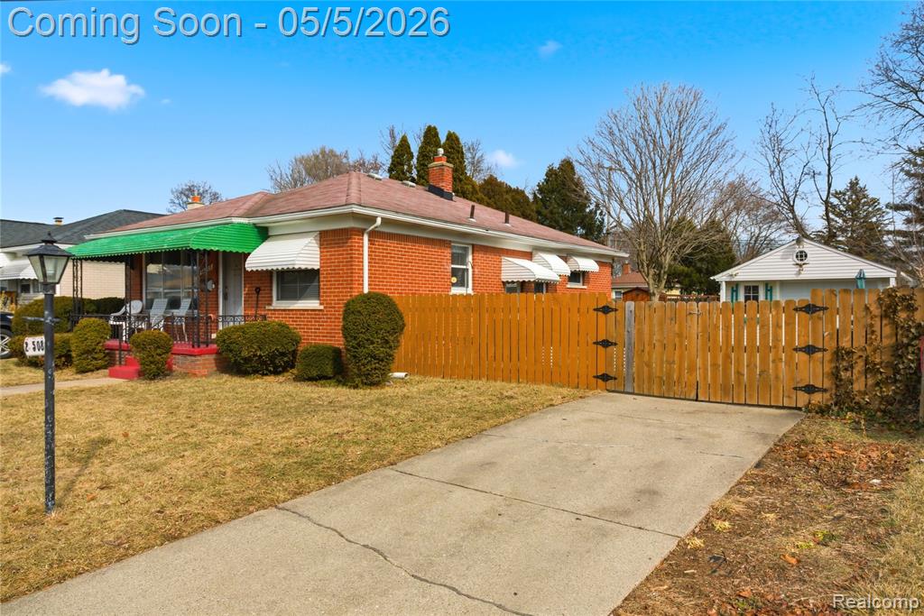 20508 Fox, Redford, MI 48240 — Photo 2