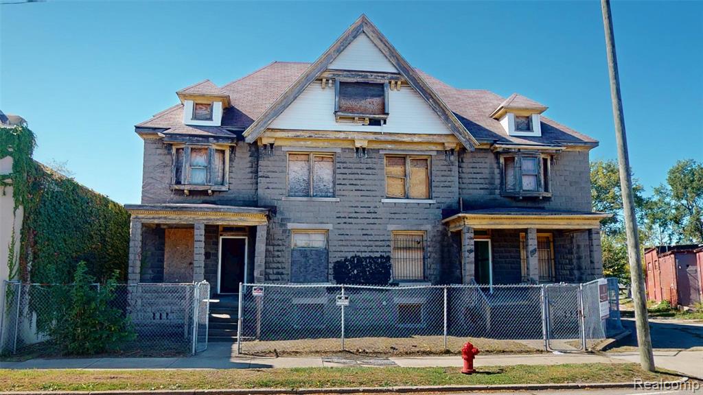 817 W Grand Boulevard, Detroit, MI 48216 — front exterior