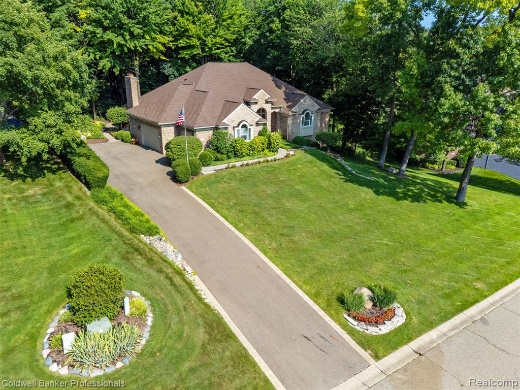 8661 DEERWOOD Road, Clarkston, MI 48348 — Photo 7