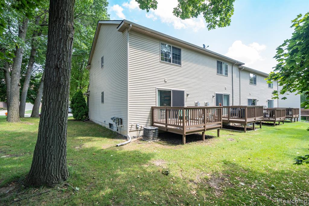 7183 Magnolia Lane, Waterford, MI 48327 — Photo 19