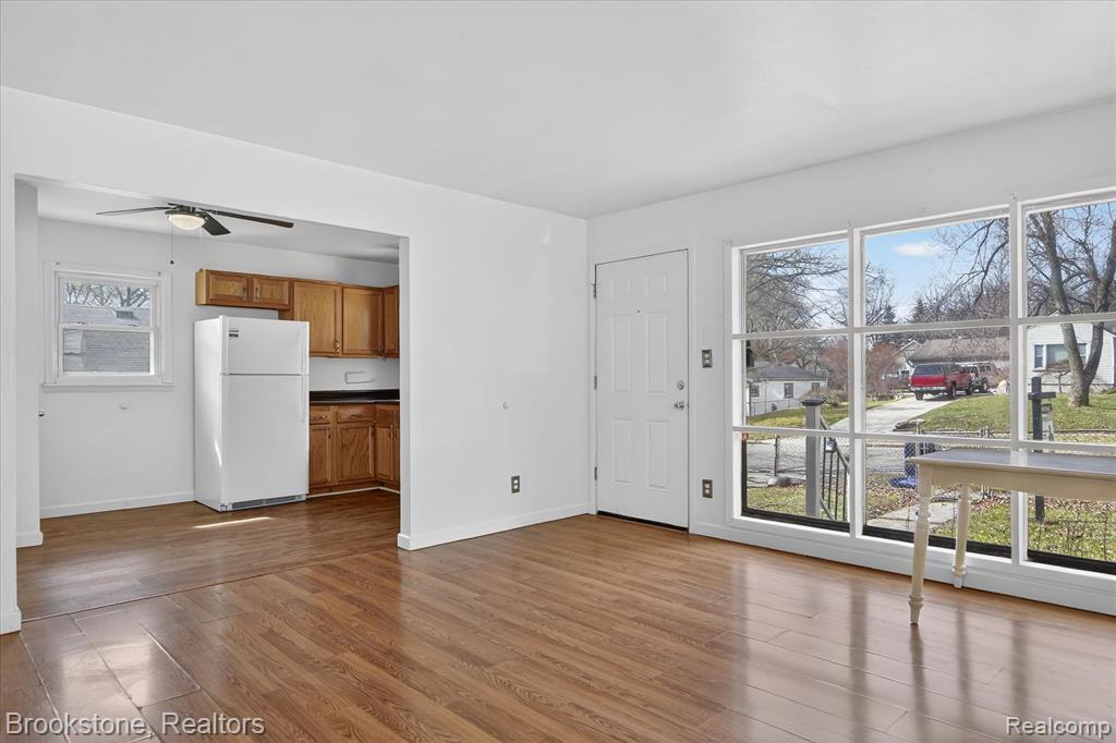 506 Emerson Avenue, Pontiac, MI 48342 — Photo 8