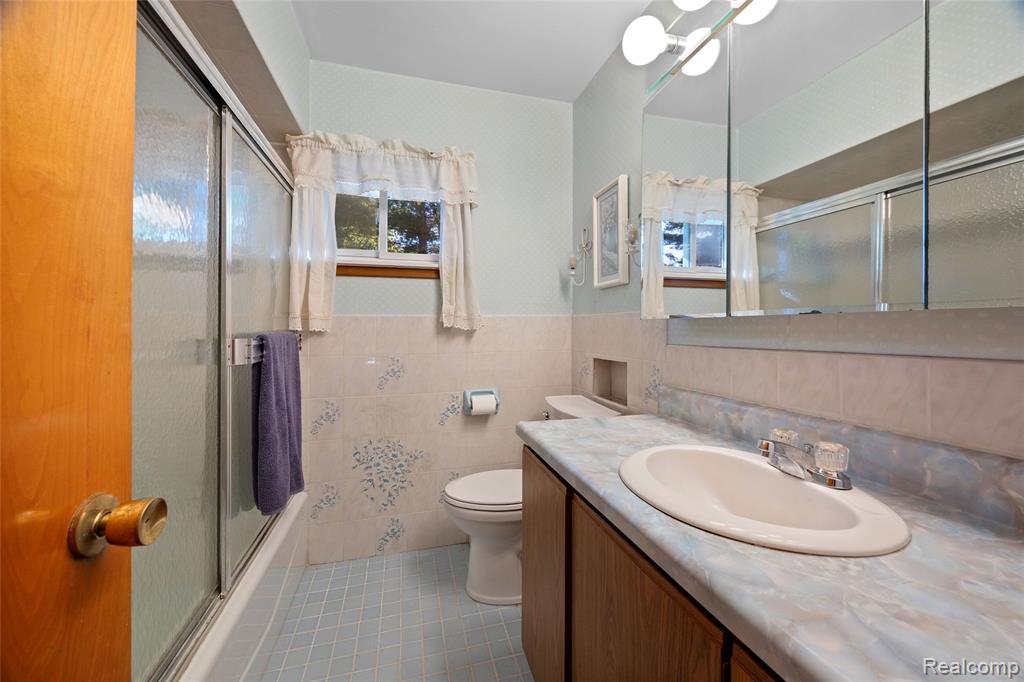 6135 Whittaker Road, Ypsilanti, MI 48197 — Photo 24