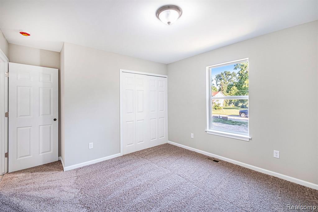 4350 Chicory Lane, Burton, MI 48519 — Photo 10