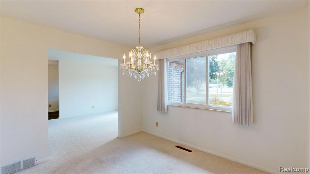 5204 Applewood Drive, Flushing, MI 48433 — Photo 37