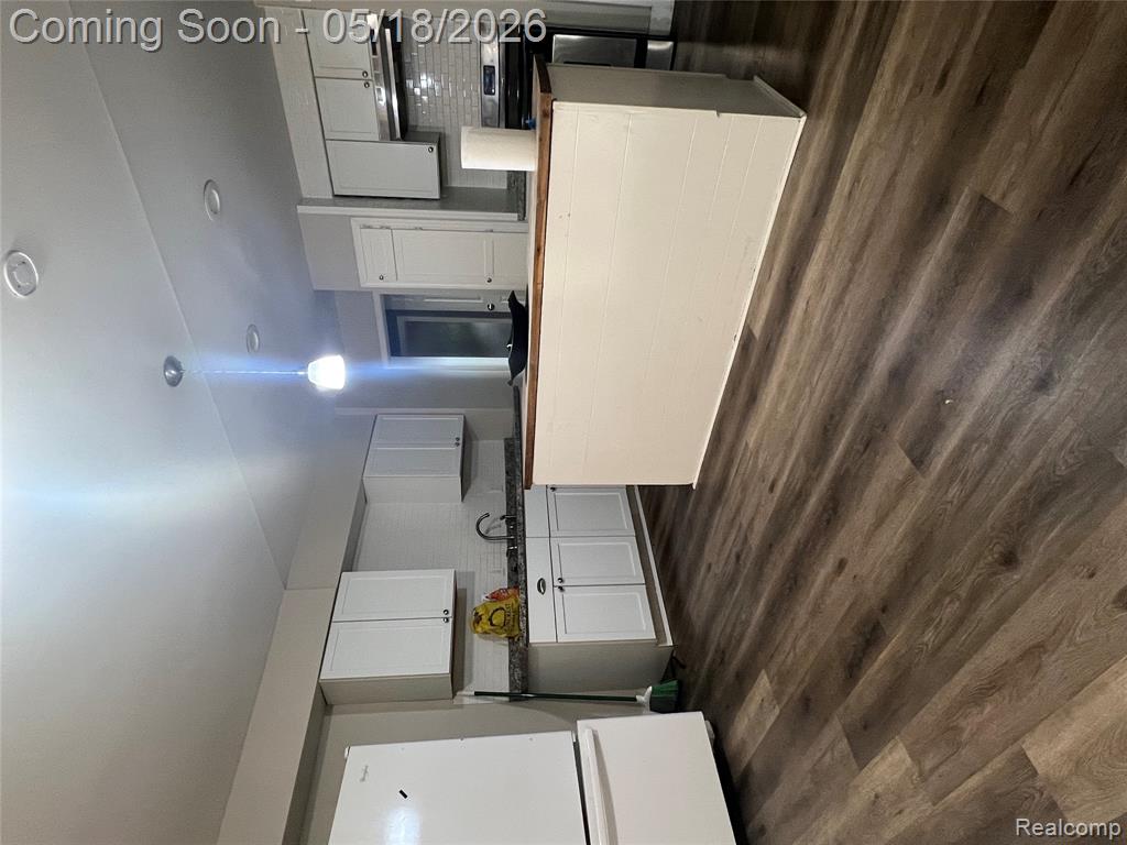 701 ALVORD Avenue, Flint, MI 48507 — Photo 4