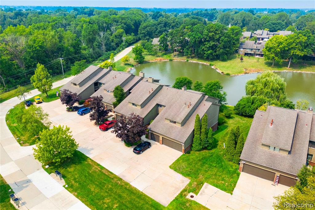 9830 Hawthorne Glen Drive, Grosse Ile, MI 48138 — Photo 5