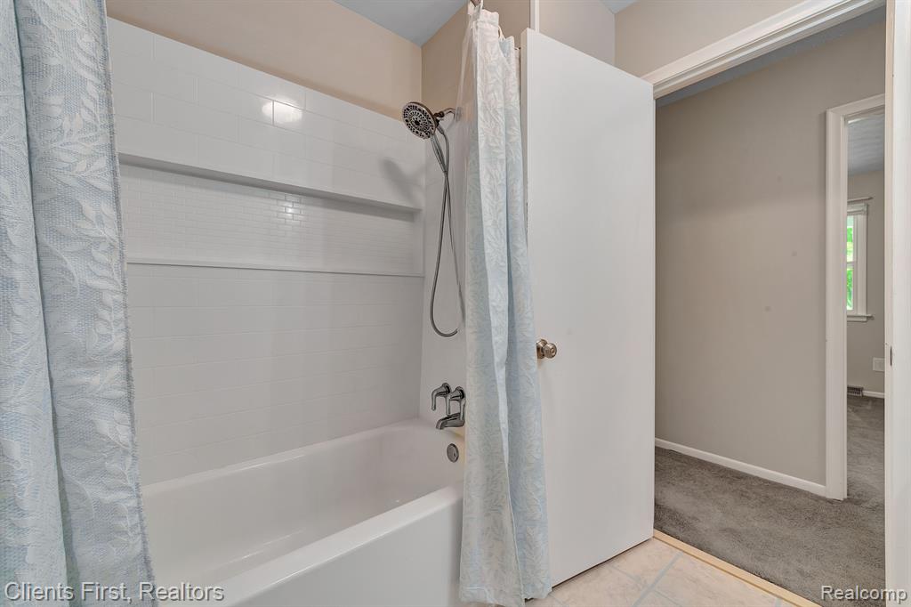 4630 DENTON Road, Canton, MI 48188 — Photo 28