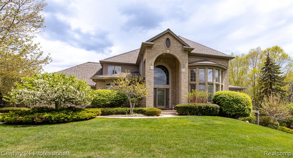 6410 Enclave Drive, Clarkston, MI 48348 — Photo 4