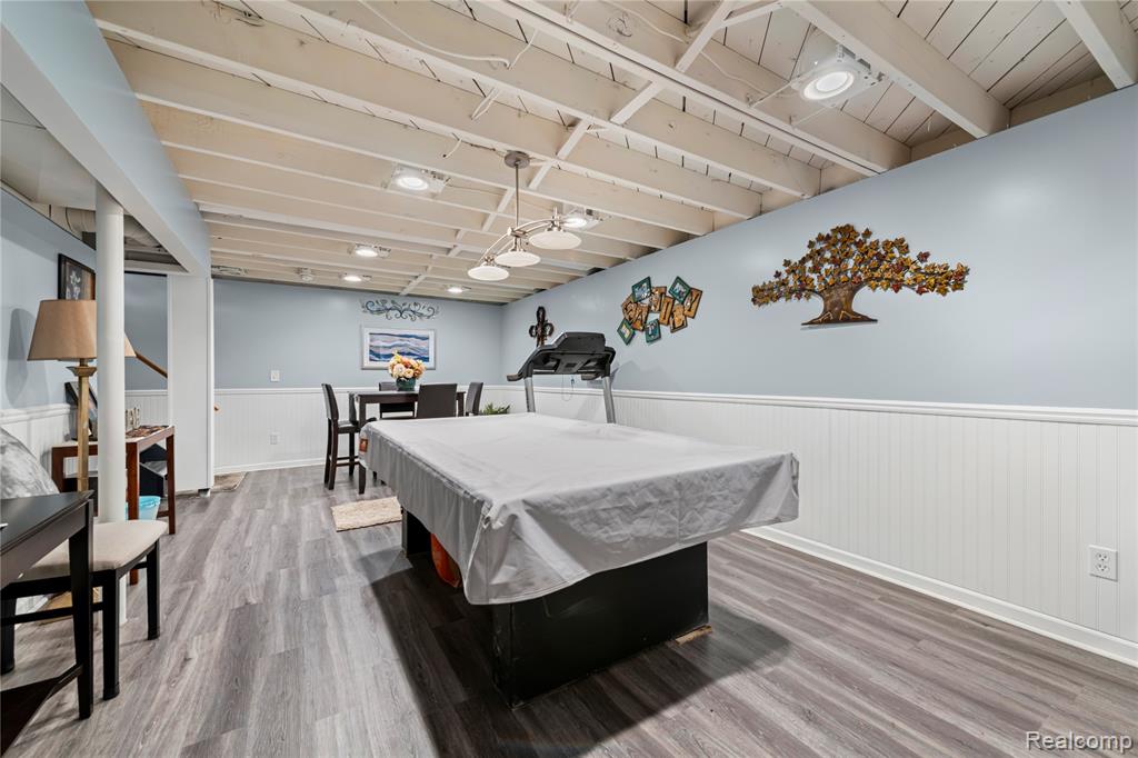 6815 Apache Trail, Westland, MI — Photo 20
