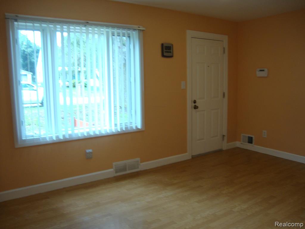 47780 Frederick Road, Shelby Twp, MI 48317 — Photo 12