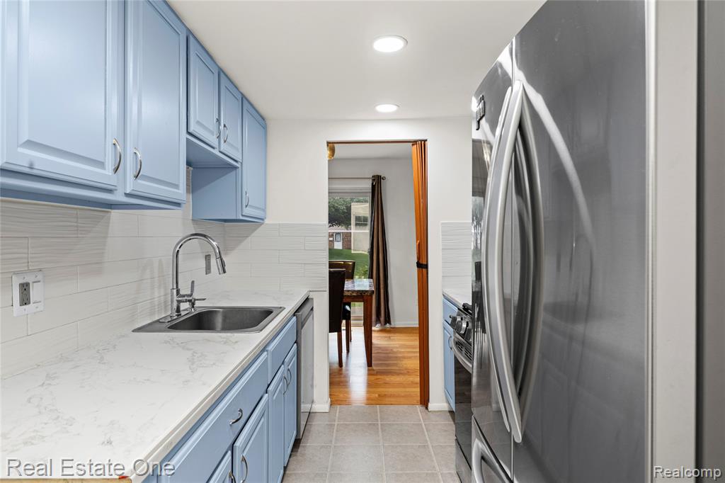 959 Kirts Boulevard, Troy, MI 48084 — Photo 24