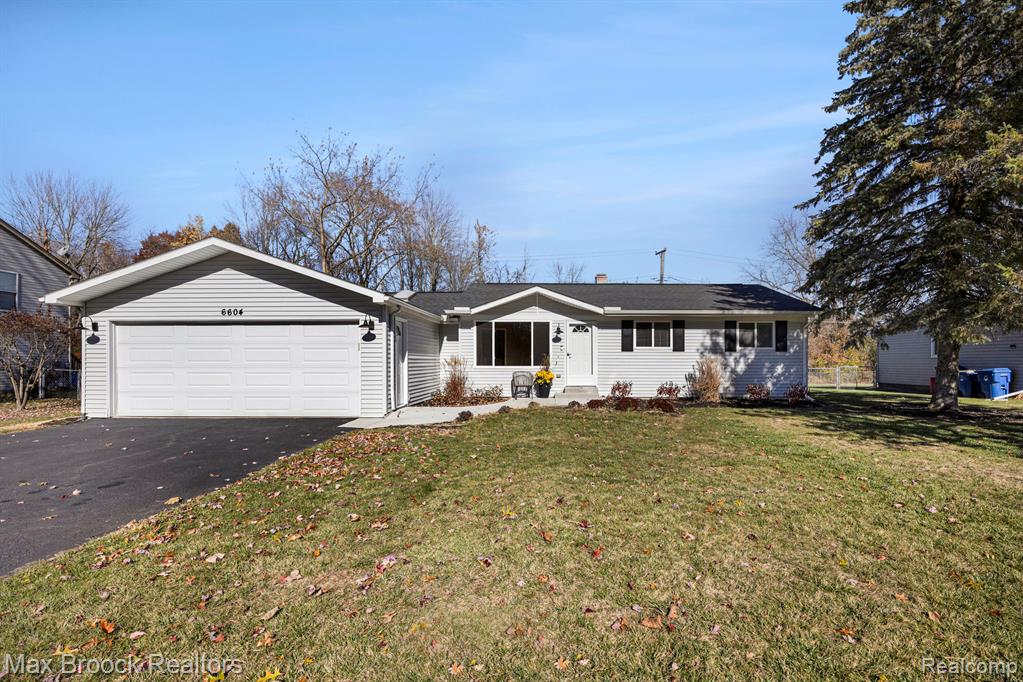 6604 Doyon Drive N, Waterford, MI 48327 — front exterior