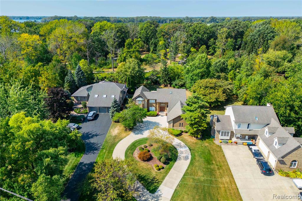 29462 East River Road, Grosse Ile, MI 48138 — Photo 67