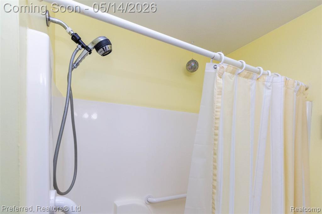 9840 Currie Road, Northville, MI 48167 — Photo 30