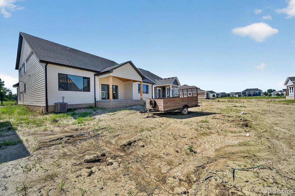 54462 Brenda Drive, Macomb, MI 48042 — Photo 43
