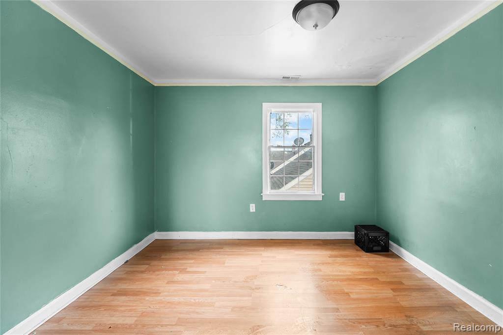 6886 Grandville Avenue, Detroit, MI 48228 — Photo 9