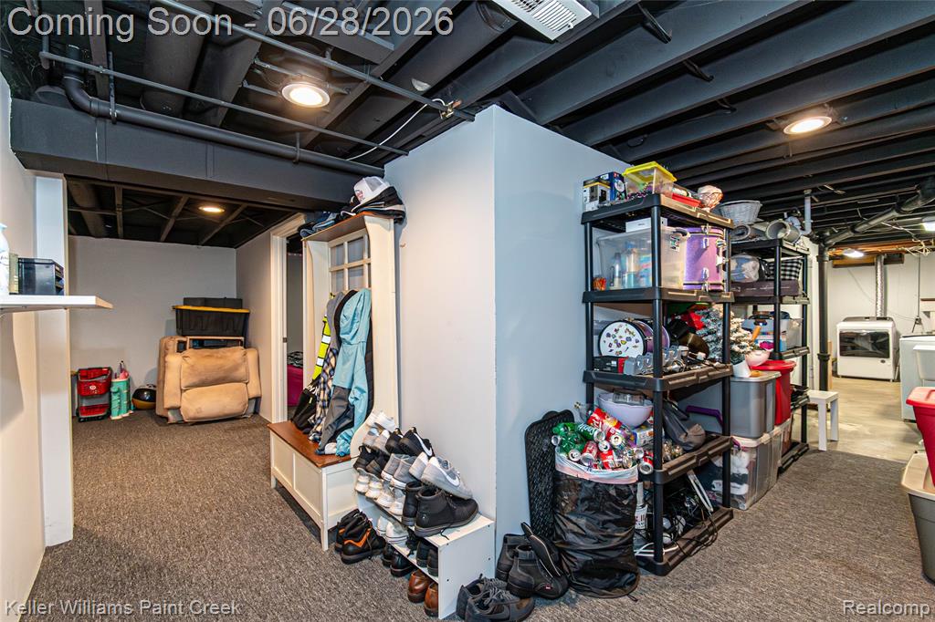 9075 Headley Drive, Sterling Heights, MI 48314 — Photo 34
