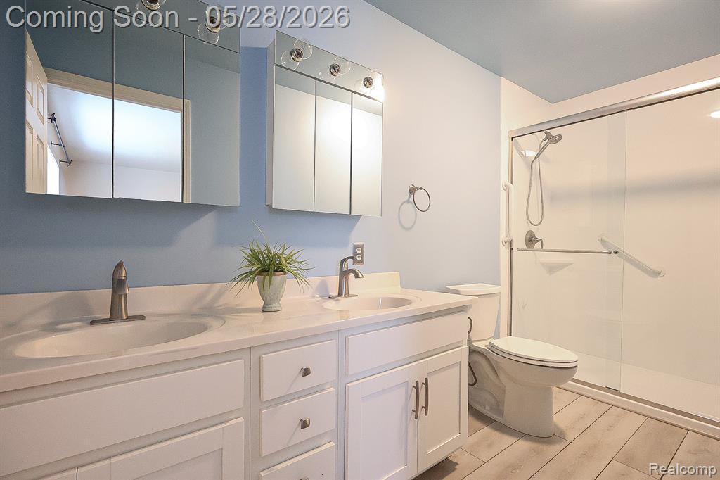 2855 Reflection Avenue, Waterford, MI 48328 — Photo 8